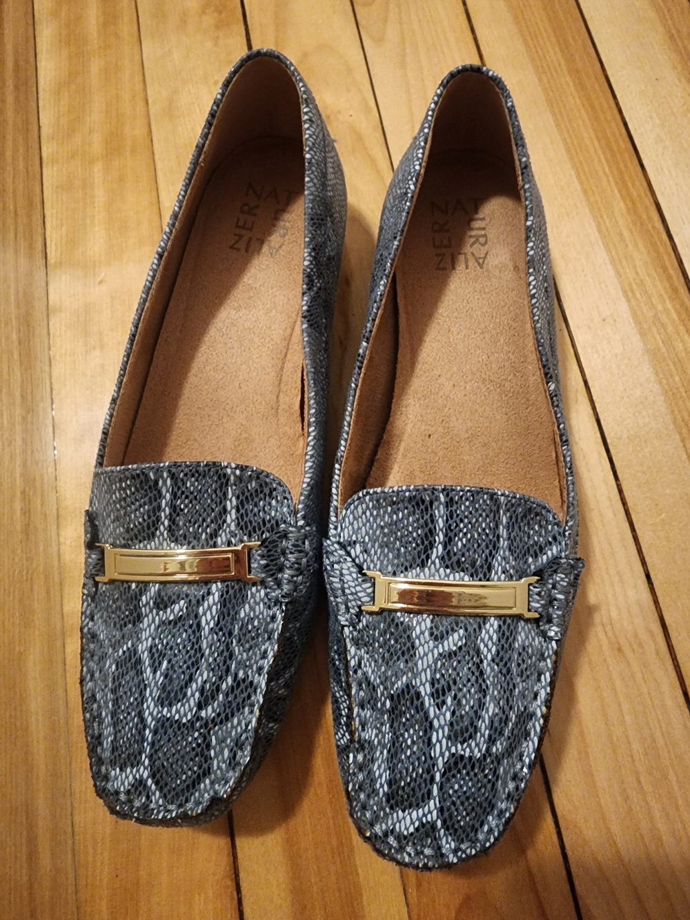 Naturalizer Women's Blue Snake-Print Loafers with Metallic Accent